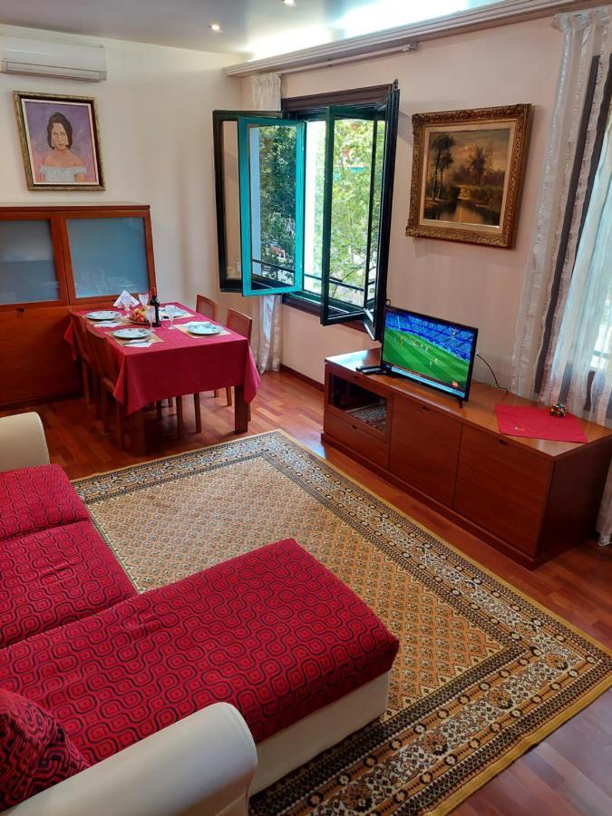 Apartamento Gran Via De Les Corts Catalanes บาร์เซโลนา ภายนอก รูปภาพ