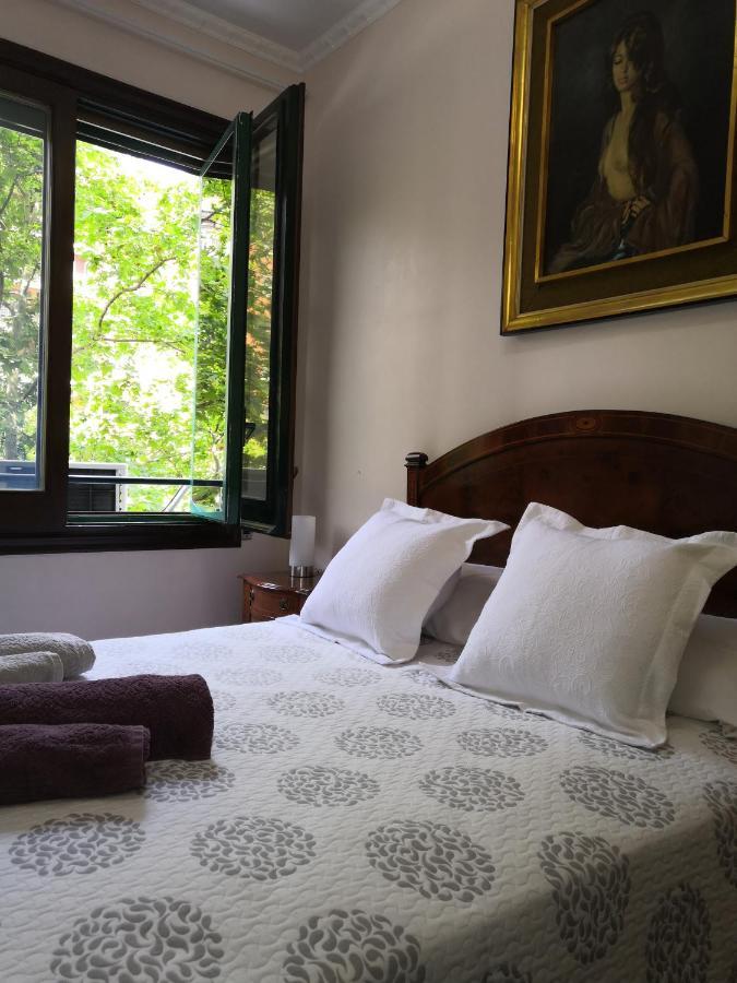 Apartamento Gran Via De Les Corts Catalanes บาร์เซโลนา ภายนอก รูปภาพ