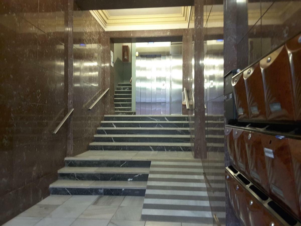 Apartamento Gran Via De Les Corts Catalanes บาร์เซโลนา ภายนอก รูปภาพ
