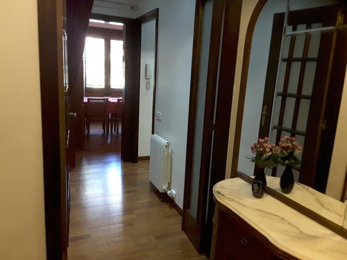 Apartamento Gran Via De Les Corts Catalanes บาร์เซโลนา ภายนอก รูปภาพ