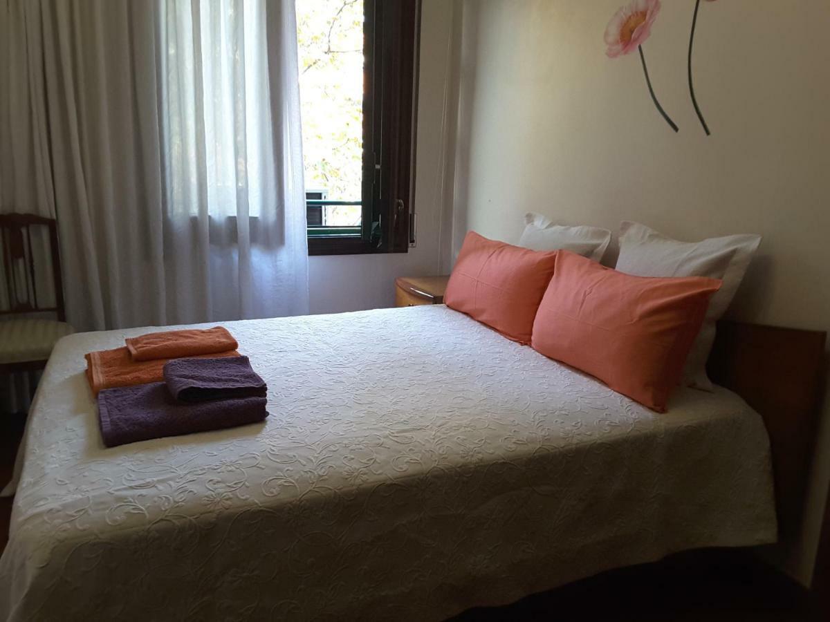 Apartamento Gran Via De Les Corts Catalanes บาร์เซโลนา ภายนอก รูปภาพ